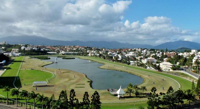 Ramada Hotel and Suites Noumea