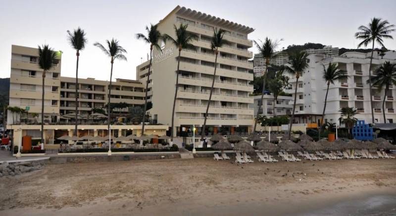 San Marino Vallarta Centro Beach Front