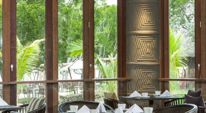 Sheraton New Caledonia Deva Resort & Spa