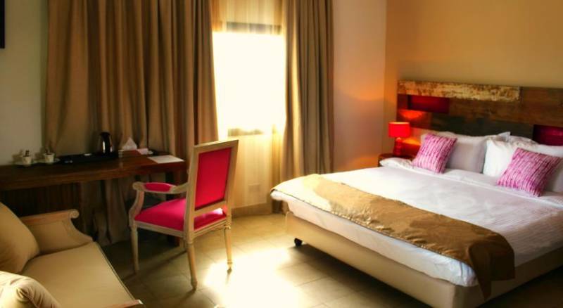 Swiss Spirit Hotel & Suites Freetown