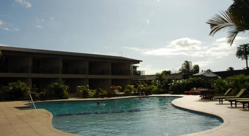 Tanoa Waterfront Hotel