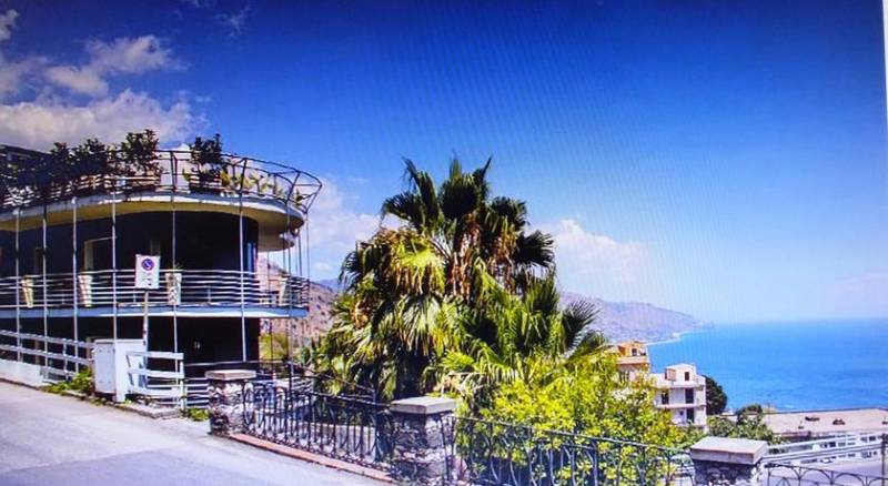 Taormina Palace Hotel