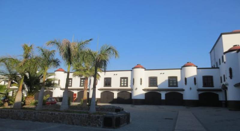 The Latit Real Hacienda de Santiago