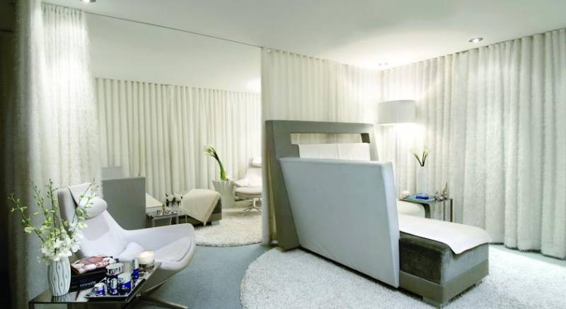 The Ritz-Carlton, Grand Cayman