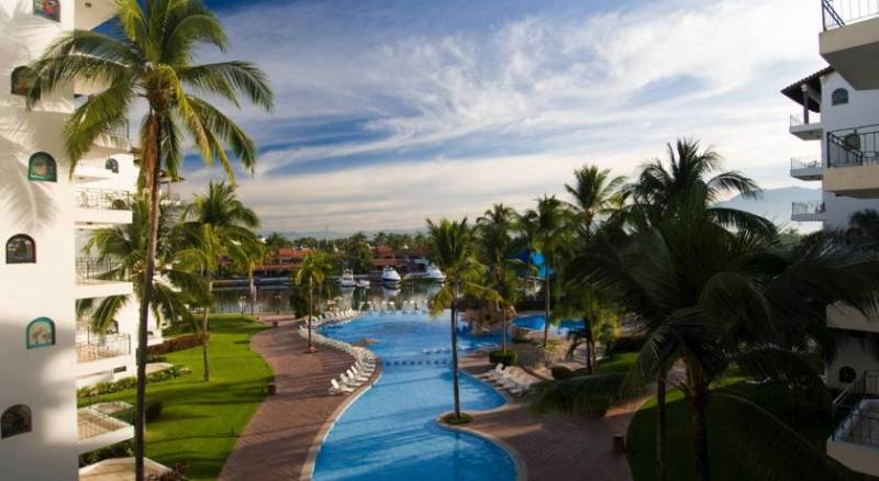 Vamar Vallarta Marina & Beach Resort