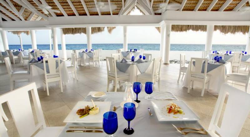 Viva Wyndham Dominicus Palace - All Inclusive