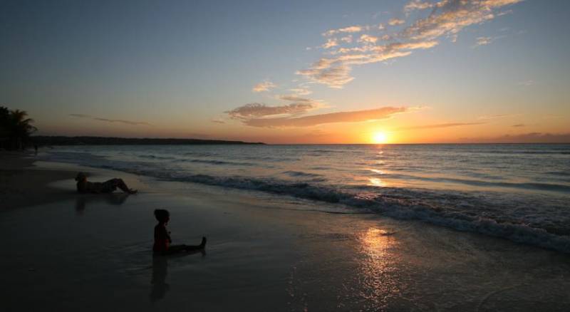 White Sands Negril