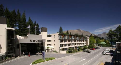 Novotel Queenstown Lakeside