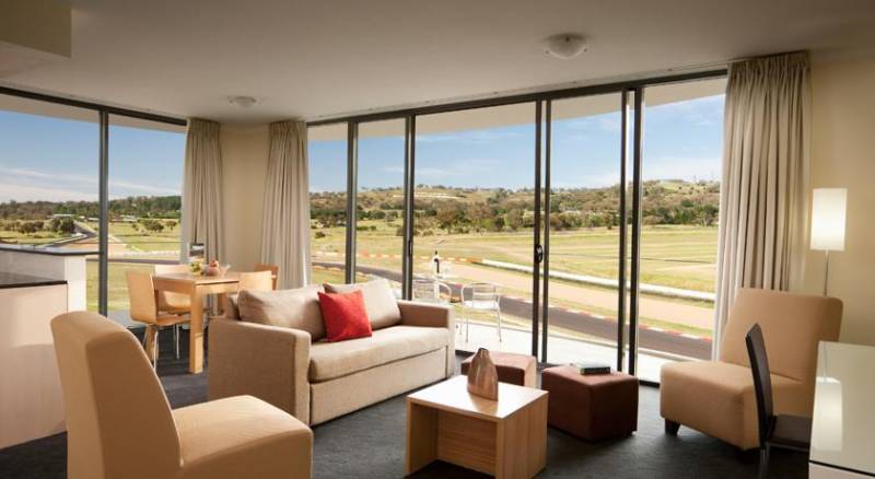 Rydges Mount Panorama Bathurst