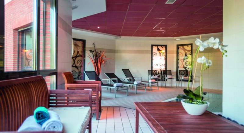 Park & Suites Prestige Toulouse Aeroport