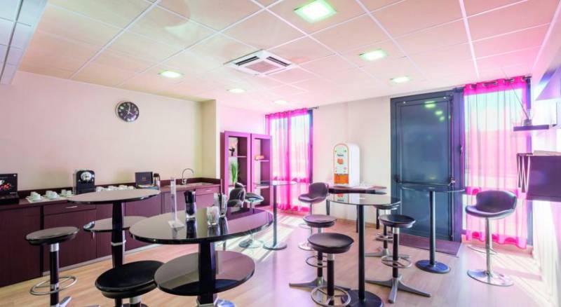 Park & Suites Prestige Toulouse Aeroport