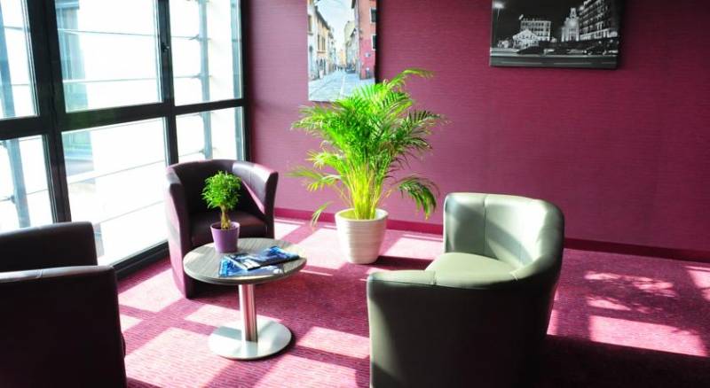 Comfort Suites Lyon Est Eurexpo