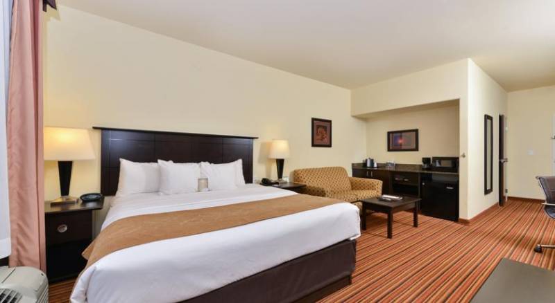 Comfort Suites Alexandria