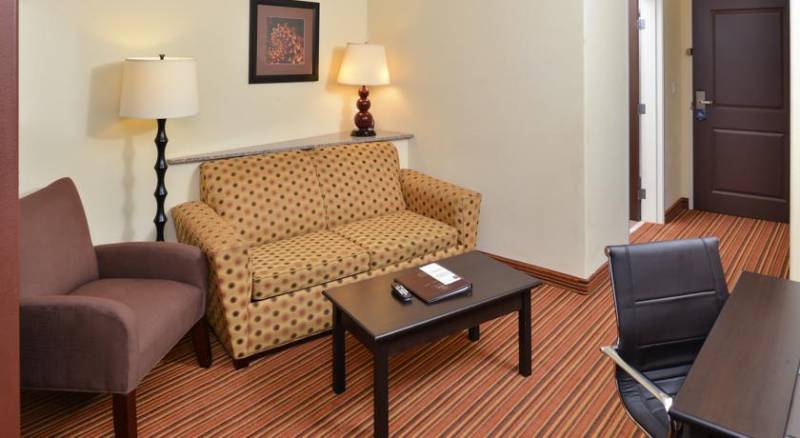 Comfort Suites Alexandria