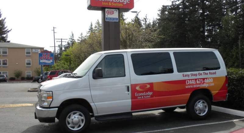 Econo Lodge Inn and Suites Bellingham