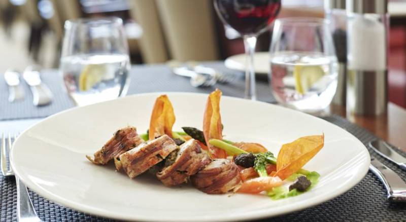 Hilton London Heathrow Airport