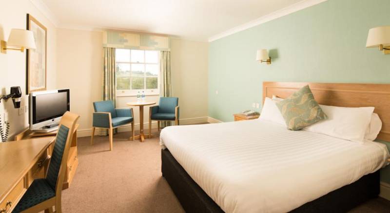 Mercure Gloucester Bowden Hall Hotel