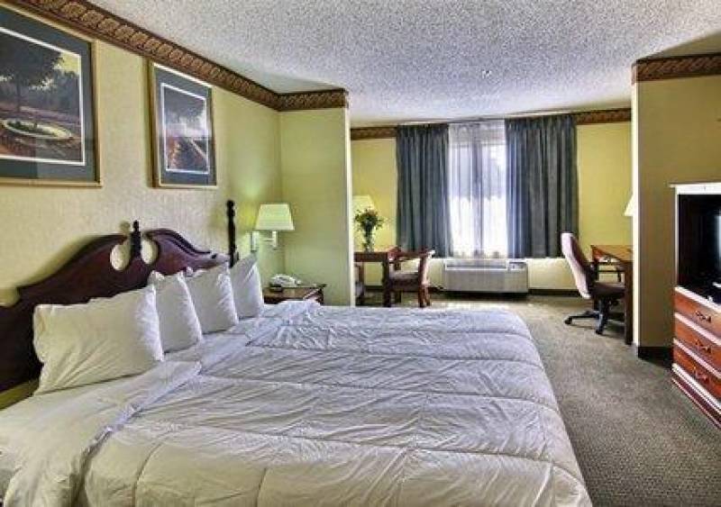 Quality Suites Baton Rouge