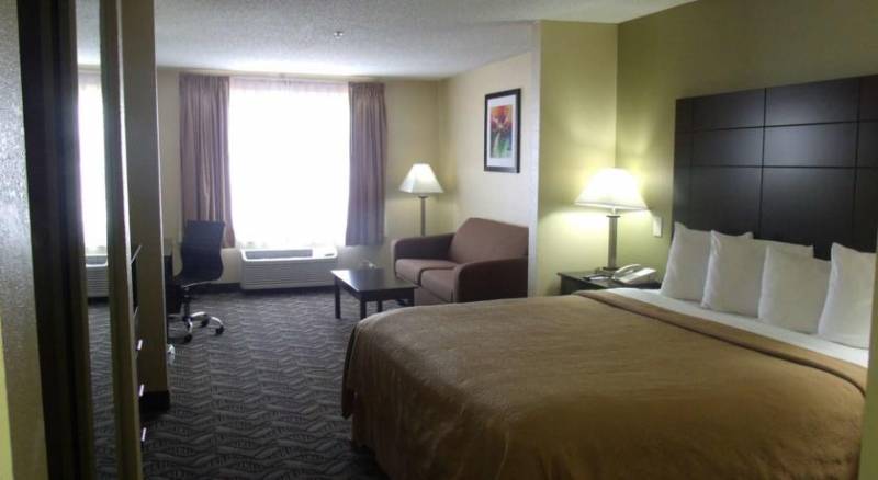 Quality Suites Baton Rouge