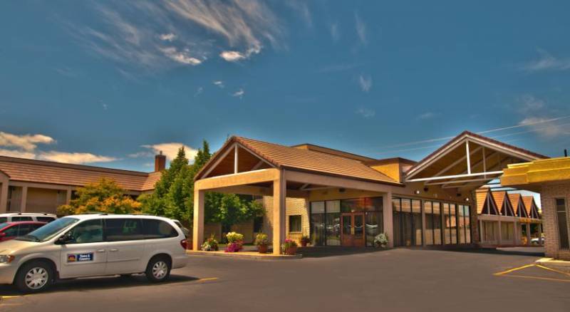 Best Western Town and Country Inn