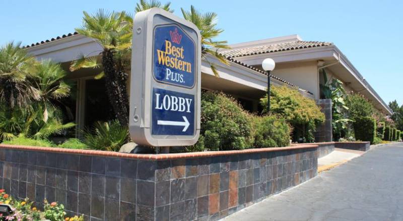 Best Western Village Inn