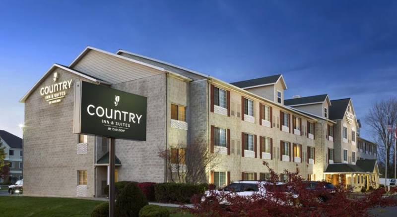 Country Inn & Suites Columbus Airport