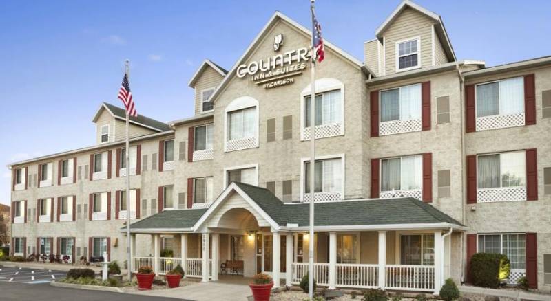 Country Inn & Suites Columbus Airport