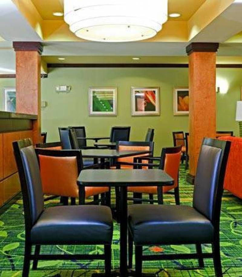 Fairfield Inn & Suites Columbia Northeast