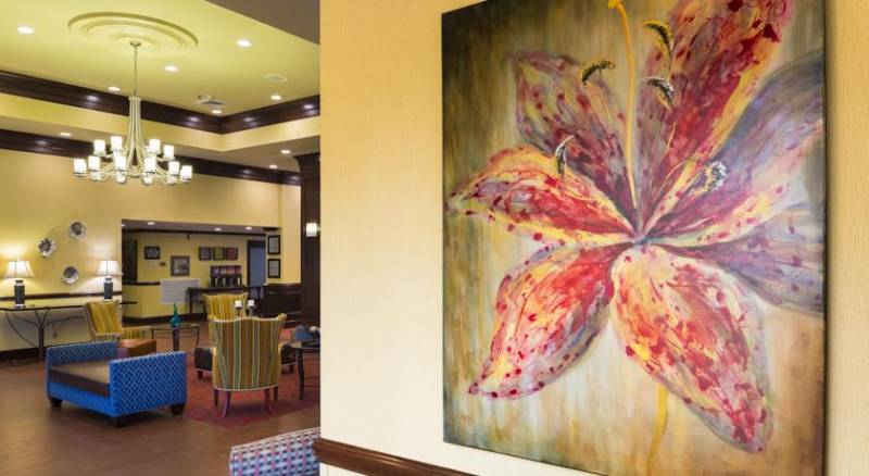 Hampton Inn and Suites Asheville-I-26