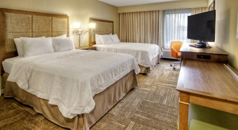 Hampton Inn and Suites Asheville-I-26