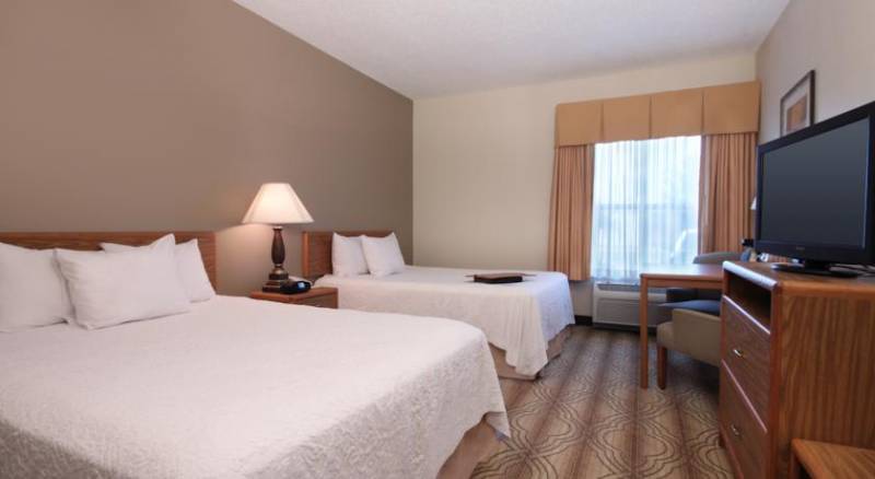 Hampton Inn & Suites Fort Wayne-North