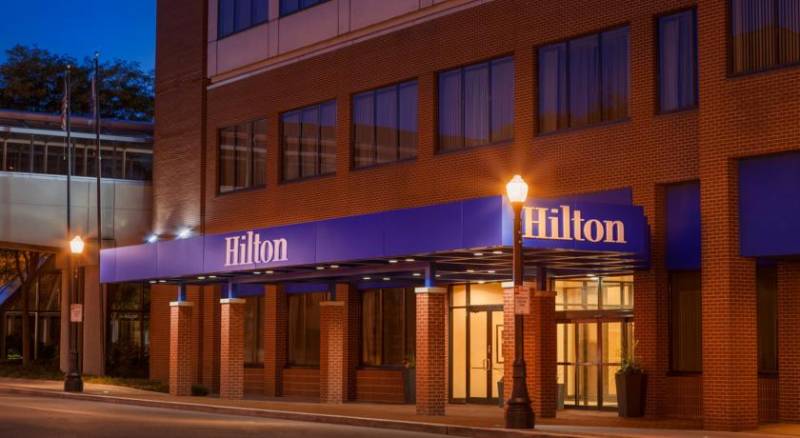 Hilton Fort Wayne at the Grand Wayne Convention Center