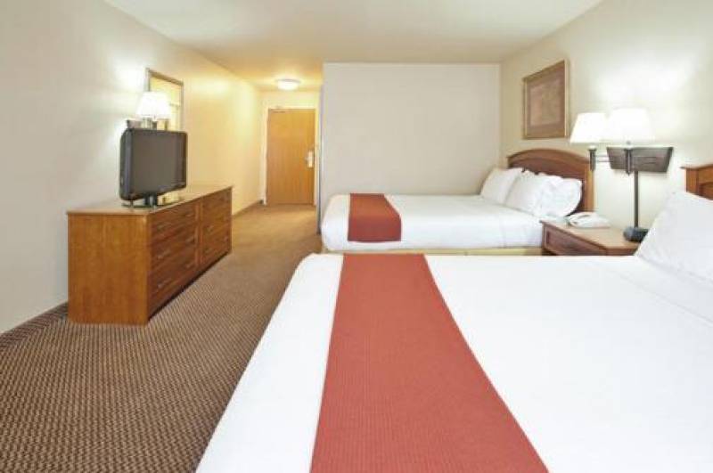 Holiday Inn Express Hotel & Suites Cedar City