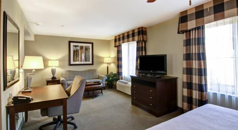 Homewood Suites by Hilton Fresno