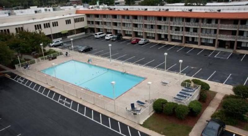 Ramada Plaza Fayetteville Fort Bragg Area