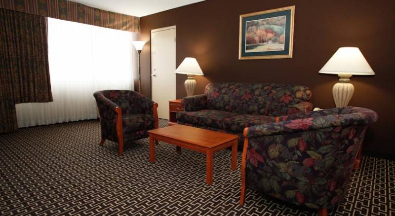 Ramada Plaza Grand Rapids