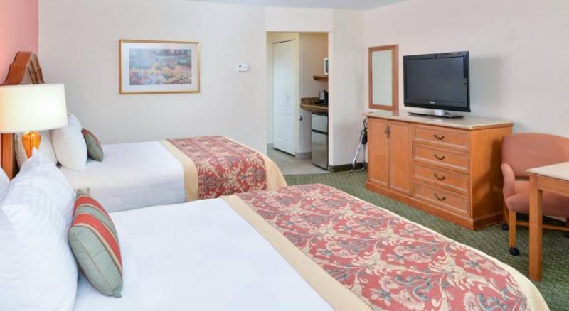 Best Western Plus A Wayfarer's Inn & Suites