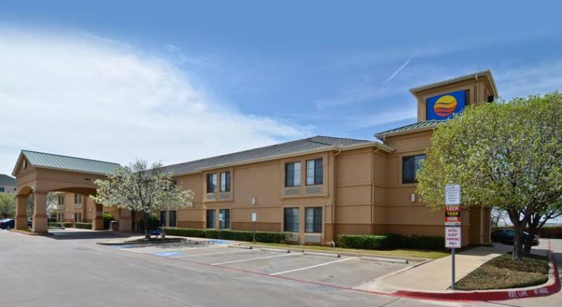 Comfort Inn DFW Airport South