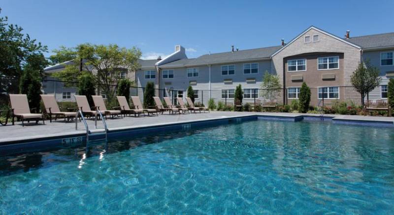 DoubleTree by Hilton Cape Cod - Hyannis