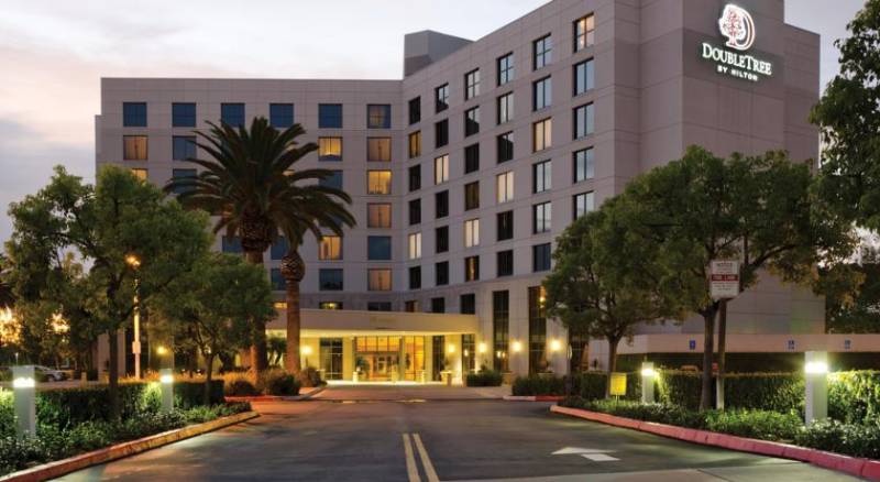 DoubleTree by Hilton Irvine Spectrum