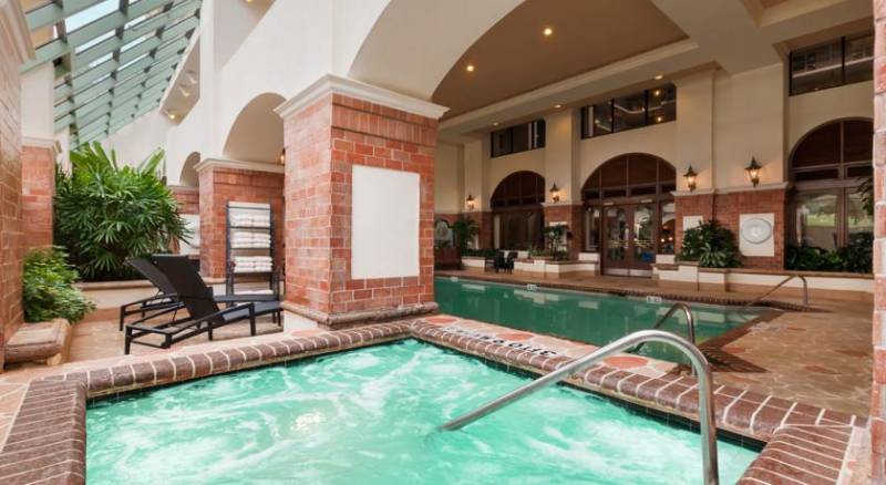 Embassy Suites Dallas - DFW International Airport South