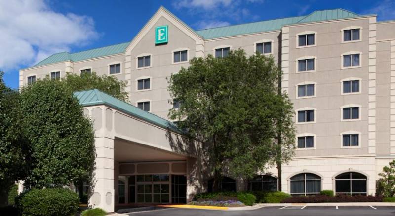 Embassy Suites Dulles Airport