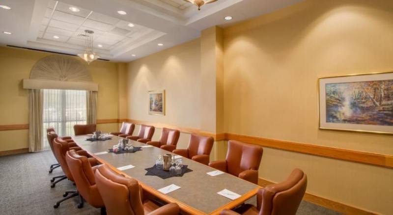 Embassy Suites Greenville Golf Resort & Conference Center