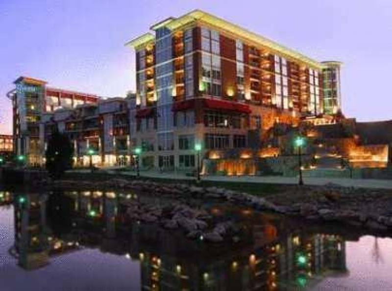 Hampton Inn & Suites Greenville-Downtown-Riverplace