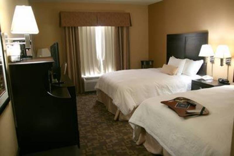 Hampton Inn & Suites-Knoxville/North I-75