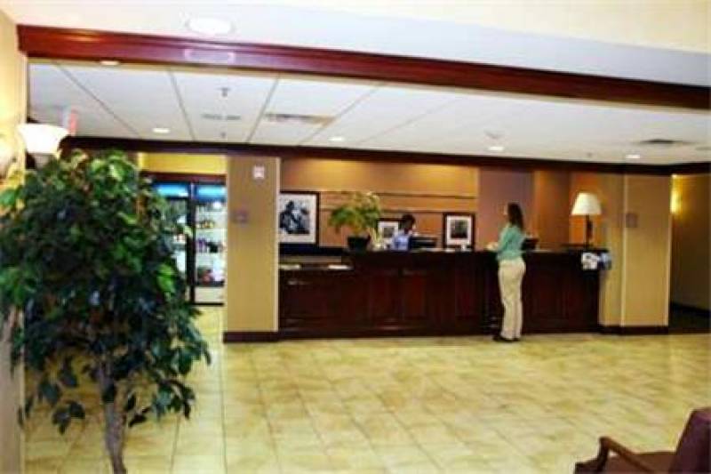 Hampton Inn and Suites Lafayette