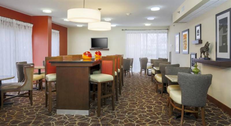 Hampton Inn Laredo