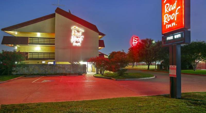 Red Roof Inn Dallas - DFW Airport North