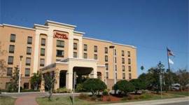 Hampton Inn & Suites Largo