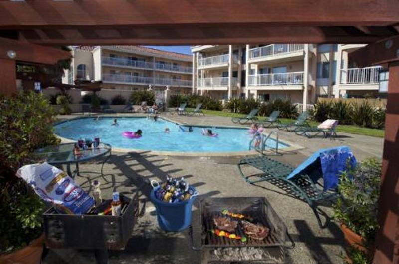 Best Western PLUS El Rancho Inn